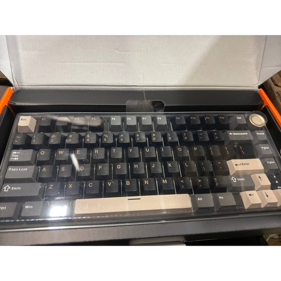 RK ROYAL KLUDGE RKR75 QMK BLACK Mechanical Keyboard Silver Switch RGB Wired - Picture 6 of 6